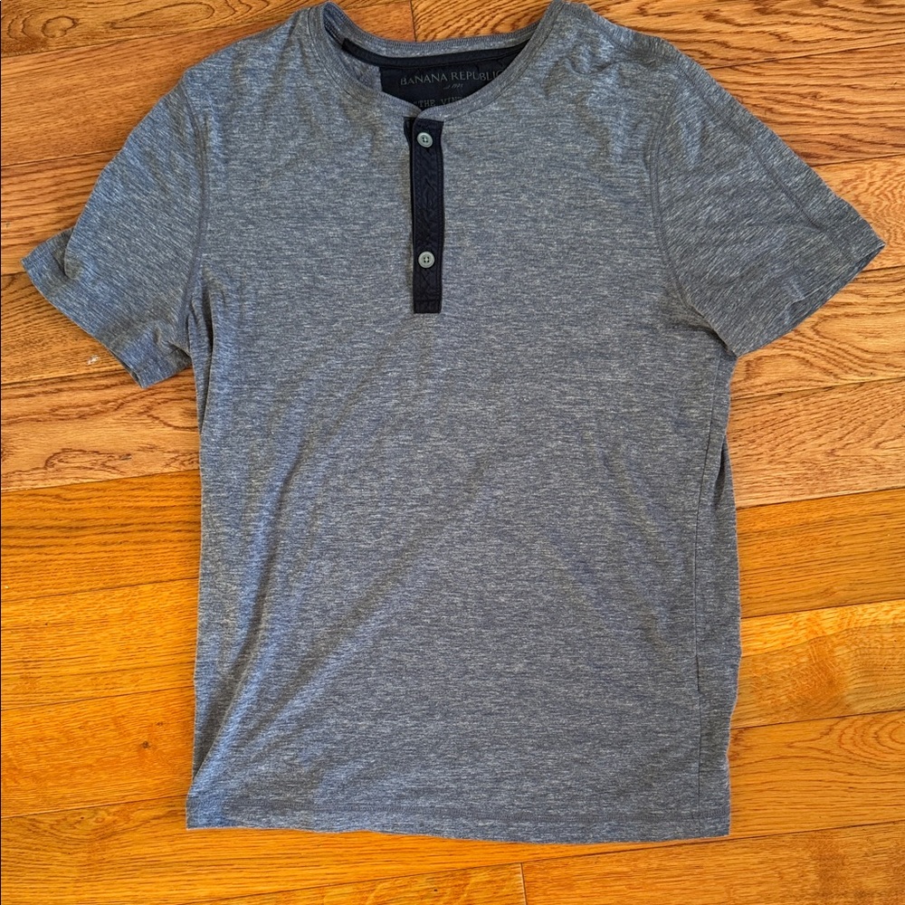 Banana Republic Heather Gray/Blue Vintage T-Shirt